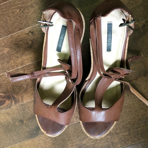 FOREVER21 heels - Picture 3 of 5